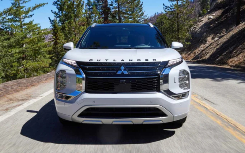 Lansing, MI - 2025 Mitsubishi Outlander Plug-In Hybrid's Mechanical Lansing, MI - 2025 Mitsubishi Outlander Plug-In Hybrid's Mechanical