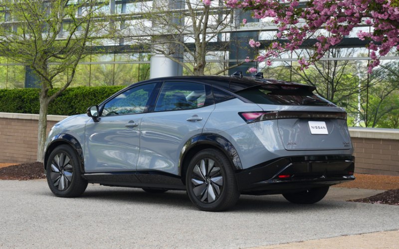 Momence, IL - Used Nissan's Exterior Momence, IL - Used Nissan's Exterior