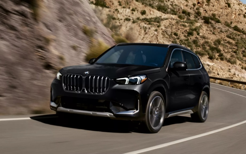 Will a 2026 BMW X1 xDrive28i fit your garage or condo space in Rolling Meadows, IL?