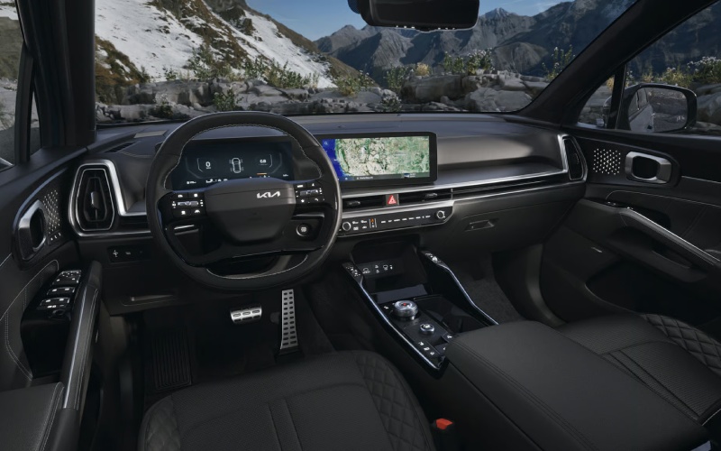 Rice Lake, WI - 2026 Kia Sorento Hybrid's Interior Rice Lake, WI - 2026 Kia Sorento Hybrid's Interior