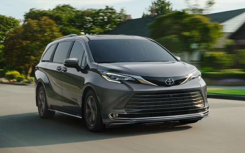Bellevue, WA - 2026 Toyota Sienna Bellevue, WA - 2026 Toyota Sienna