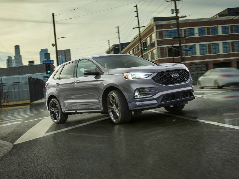 Performance, towing, and drivability on Metro Detroit roads