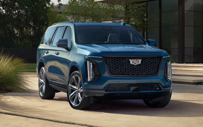 Buying a used Cadillac SUV near Novi, MI: What Online Shoppers Should Know