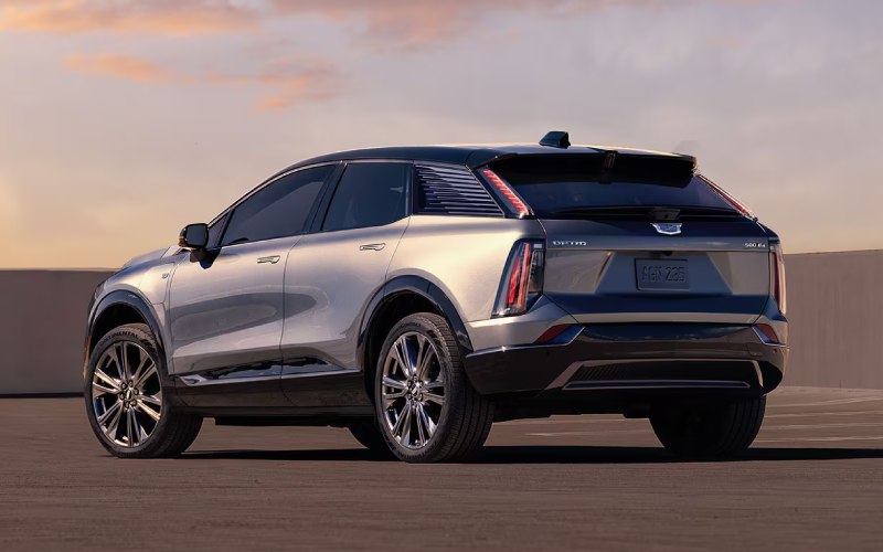 Jacksonville, IL - 2025 Cadillac OPTIQ's Exterior Jacksonville, IL - 2025 Cadillac OPTIQ's Exterior