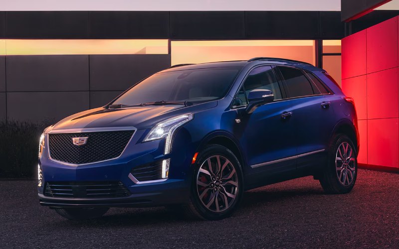 Jacksonville, IL - 2025 Cadillac XT5's Exterior