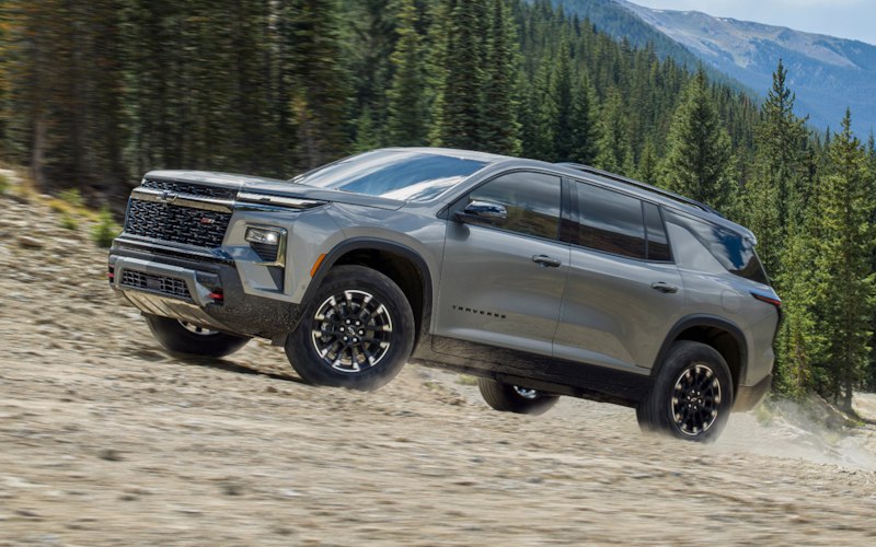 Kankakee, IL - 2025 Chevrolet Traverse's Exterior