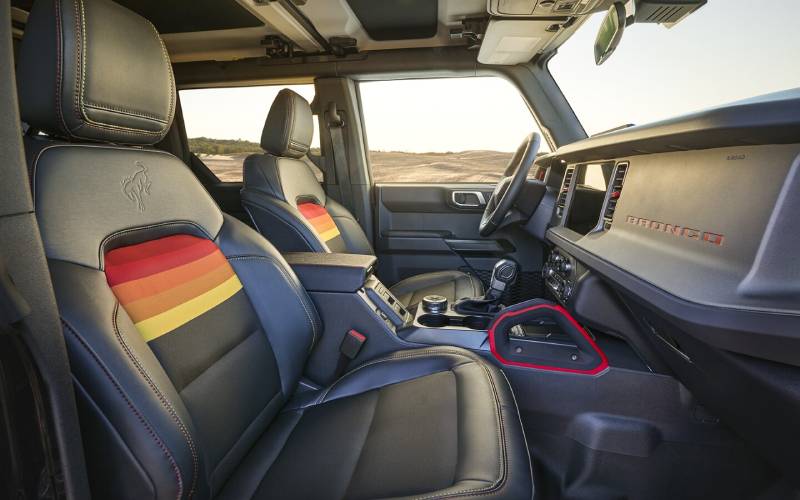 2025 Ford Bronco Big Bend photo 3