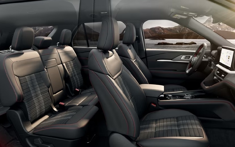 Grand Island, NE - 2025 Ford Explorer's Interior Grand Island, NE - 2025 Ford Explorer's Interior