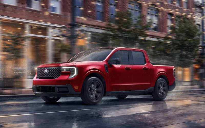 Can the 2026 Ford Maverick Handle Winter Commuting and Weekend Towing in Hartland, MI?