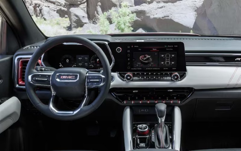 Pullman, WA - 2025 GMC Canyon's Interior