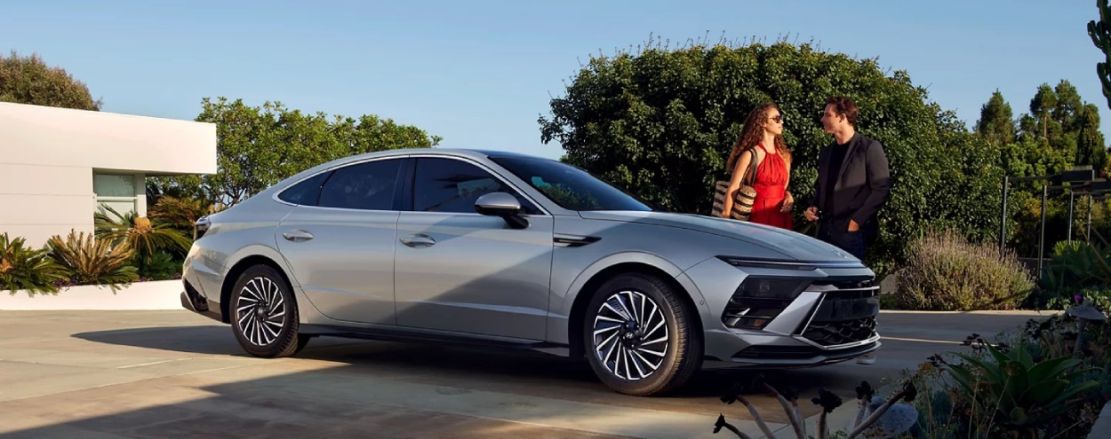 2025 Hyundai Sonata Hybrid near Hastings, NE