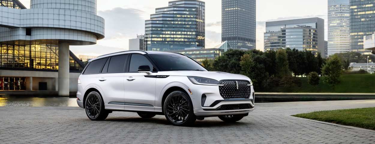 Used Lincoln Vehicles for Sale in Farmington Hills, MI