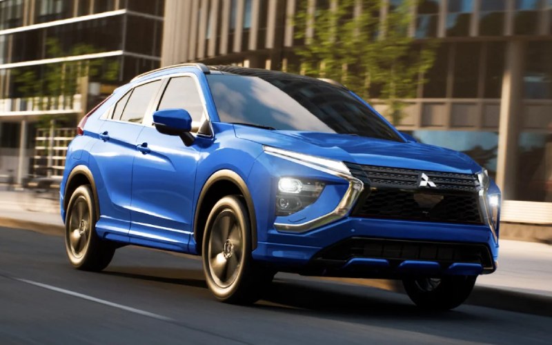 Is Super-All Wheel Control standard on the 2026 Mitsubishi Eclipse Cross near Menomonie, WI?