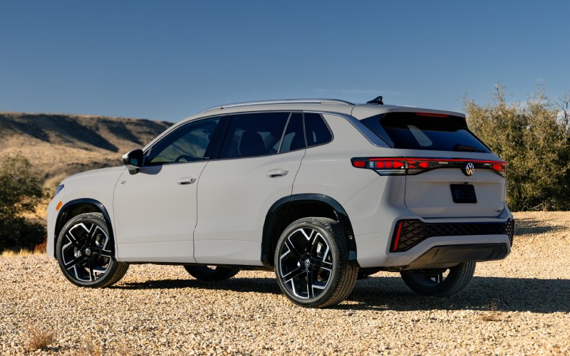 Lease vs Finance: What Makes More Sense for Drivers in Stevens Point, WI?