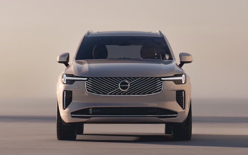 5 Buying Considerations Before You Choose Your Volvo XC90 Plug-in Hybrid