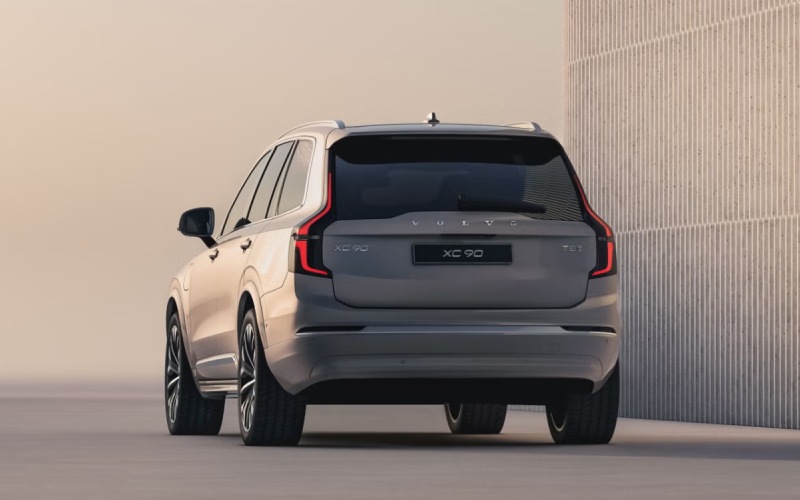 Step-by-Step Tips for Test Driving the 2026 Volvo XC90 Plug-in Hybrid
