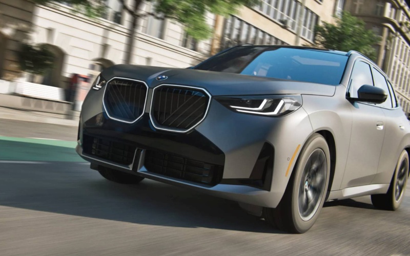 Which luxury compact SUV has the smartest everyday tech — 2026 BMW X3 or 2026 Audi Q5 for drivers around St. Charles, IL?