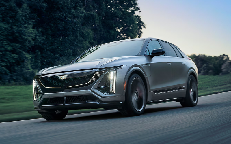 How Does Super Cruise on the 2026 Cadillac LYRIQ Elevate Daily Driving around Peoria, IL?