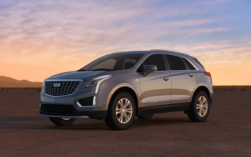 Does Twin Clutch Sport Control All-Wheel Drive make the 2026 Cadillac XT5 a smarter winter choice near Champaign, IL?