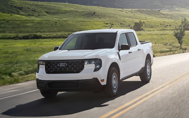 Lithia Springs, GA - 2026 Ford Maverick's Exterior