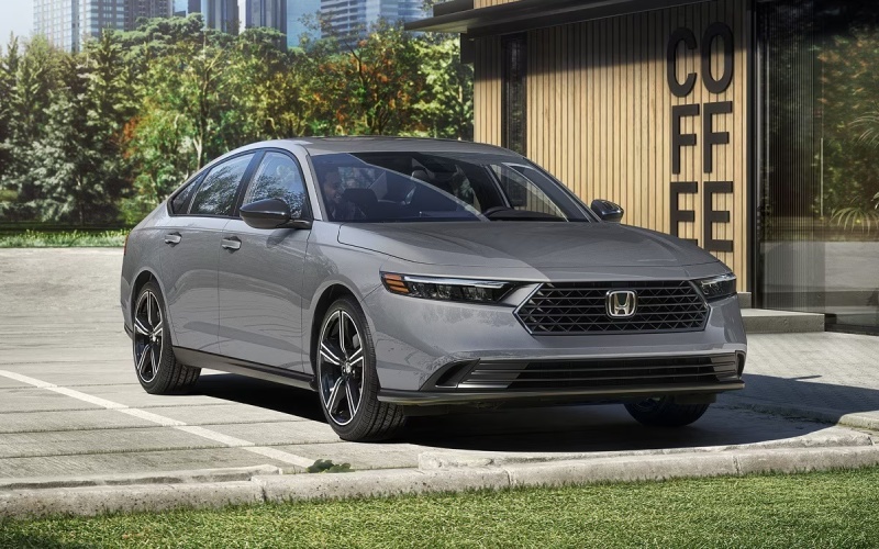 Safety & Driver Assist Features - 2026 Honda Accord Hybrid