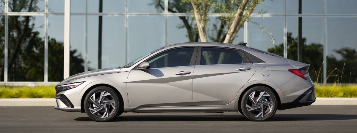 2026 Hyundai Elantra near Ravenna, NE