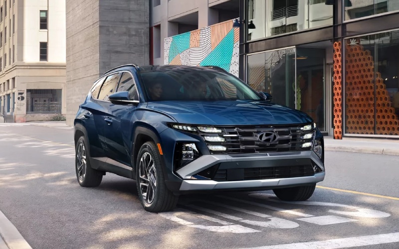St. Paul, NE - 2026 Hyundai Tucson Hybrid's Exterior St. Paul, NE - 2026 Hyundai Tucson Hybrid's Exterior