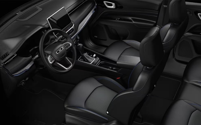 Lake Saint Louis, MO - 2026 Jeep Compass's Interior