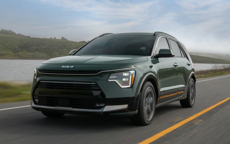 Lake Forest, CA - 2026 Kia Niro Hybrid's Exterior