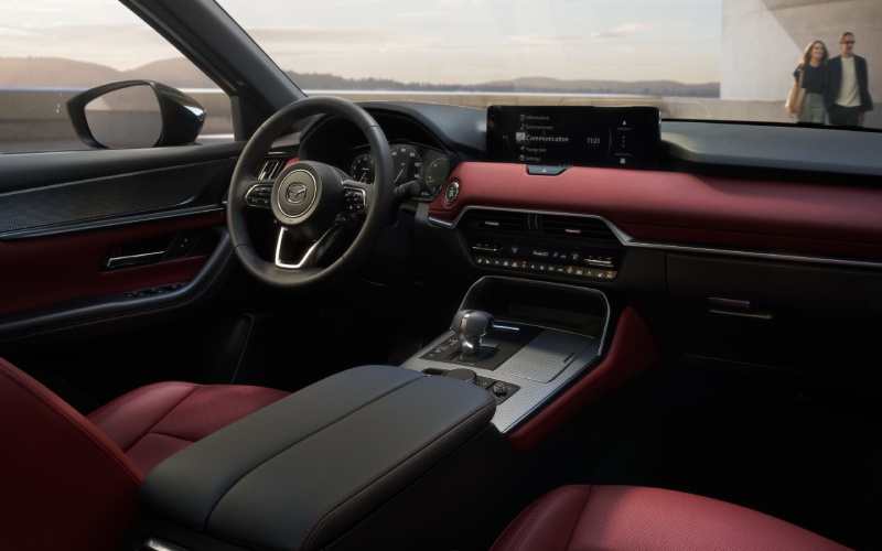 2026 Mazda CX-70 - Luxury & Technology