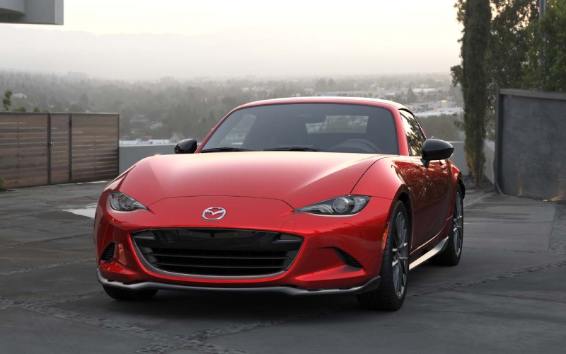 How quickly does the MX-5 Miata RF roof open and close for everyday drives around Santa Ana, CA?