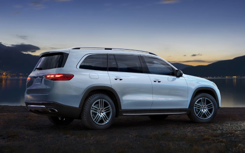 Redding, CT - 2026 Mercedes-Benz GLS's Exterior