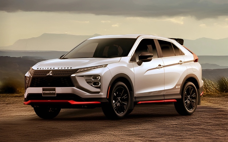 Does the 2026 Mitsubishi Eclipse Cross come with maintenance coverage near Methuen, MA?