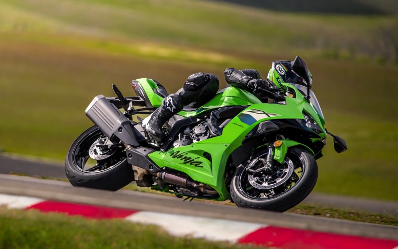 Suggested Accessories for the 2026 Kawasaki Ninja ZX-6R