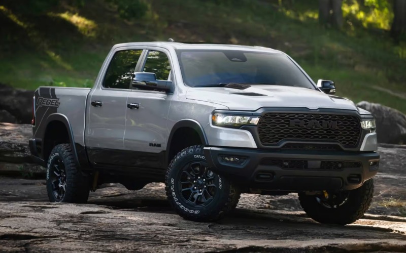 Which 2026 Ram 1500 engine is best for towing around Buffalo, MN?