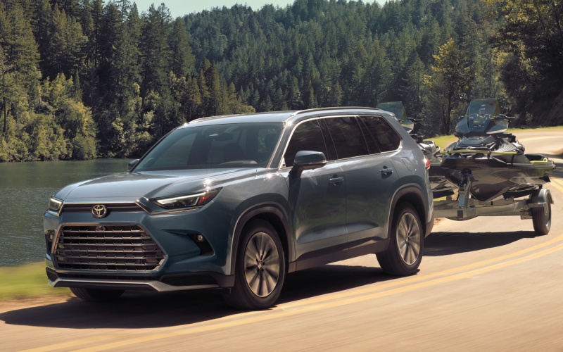 2026 Toyota Grand Highlander Hybrid Overview