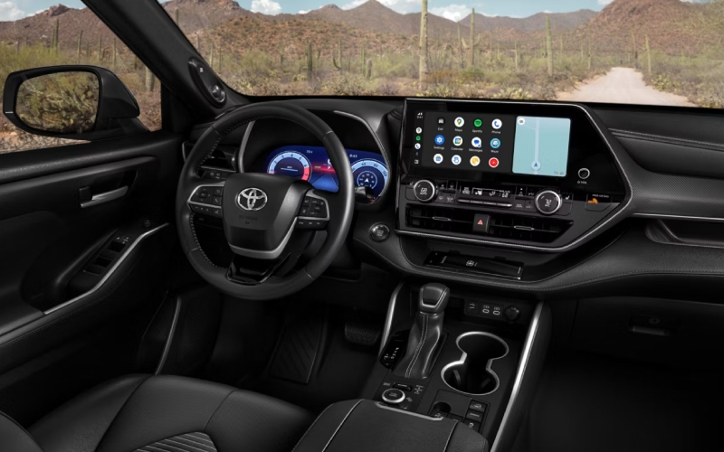 Helena, MT - 2026 Toyota Highlander's Interior