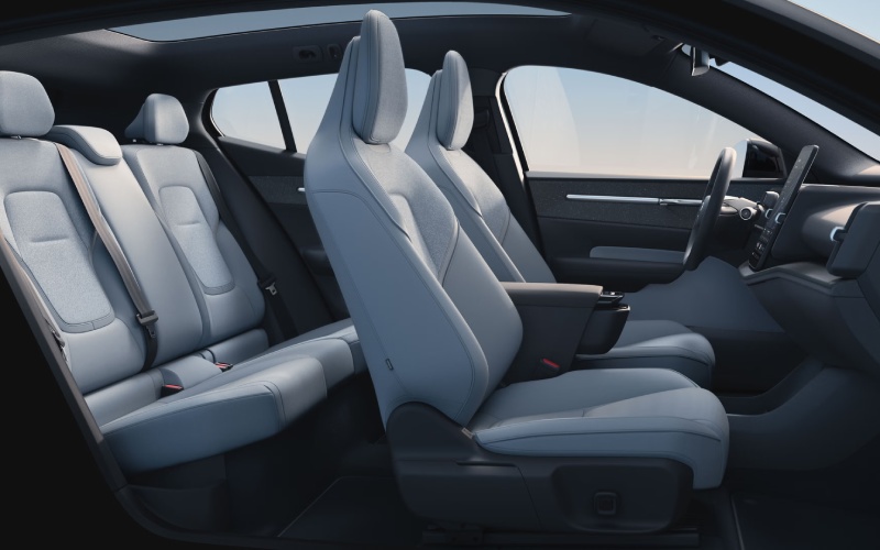 5 Key Reasons the 2026 Volvo EX30 Stands Out in Schaumburg, IL