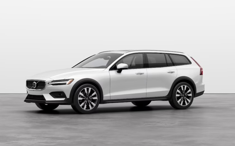 What does Google built-in add to the 2026 Volvo V60 Cross Country for daily drives around Rolling Meadows, IL?