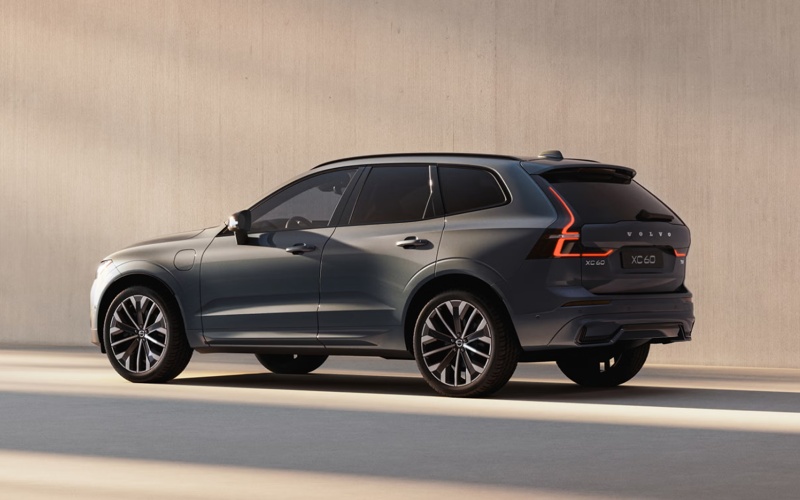 Jacksonville, FL - 2026 Volvo XC60 Plug-in Hybrid's Mechanical