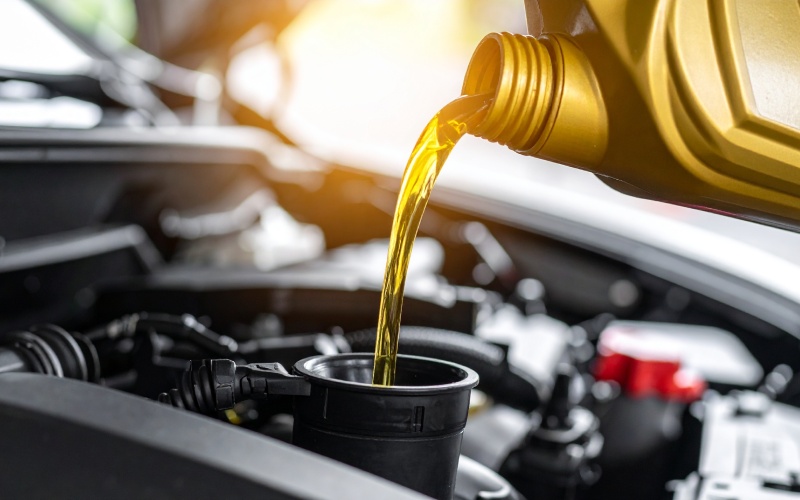 Expert Oil Changes and Maintenance in Sheboygan, WI
